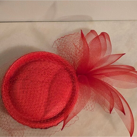Vintage Red Pillbox Formal Bridal Hat with Mesh Derby Church - Picture 4 of 8